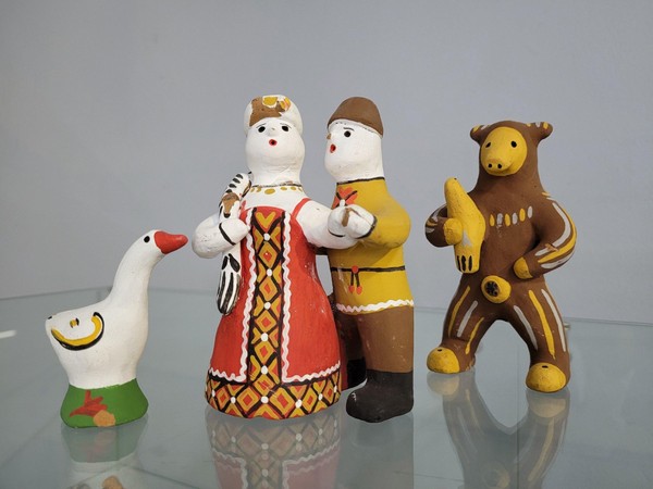 Выставка «Сказки глиняной игрушки»