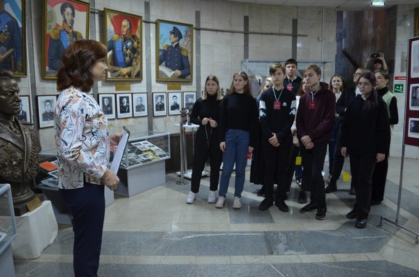 Выставка «Флотом российским гордится страна»