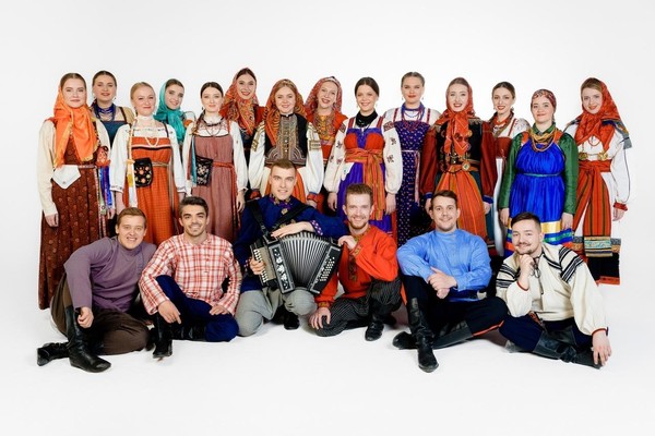 Выступление Московского народного хора