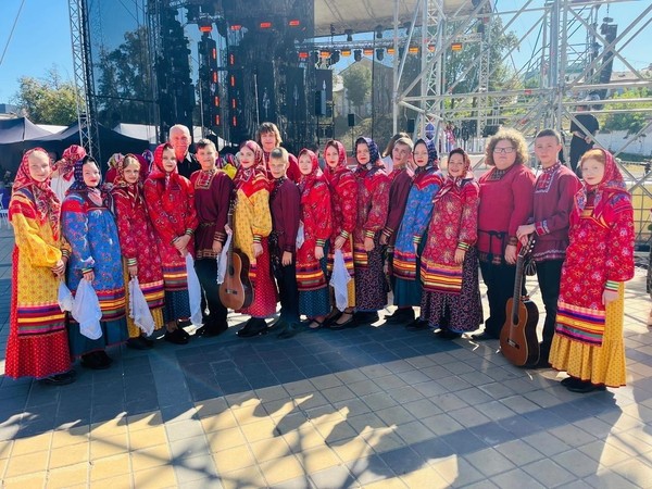 Семейная ярмарка «Во саду ли, в огороде»