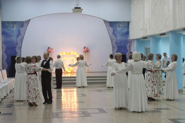 «Его величество Вальс»