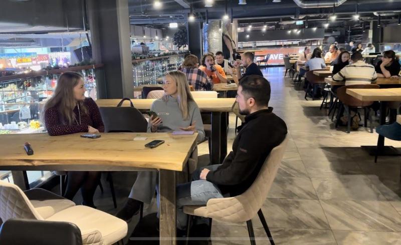 English Speaking Club | Разговорный клуб в Eat market Галерея Лиговский пр., 30 28 мая 2025 г.