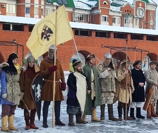 Маневры исторических реконструкторов «Зимний Кремль»