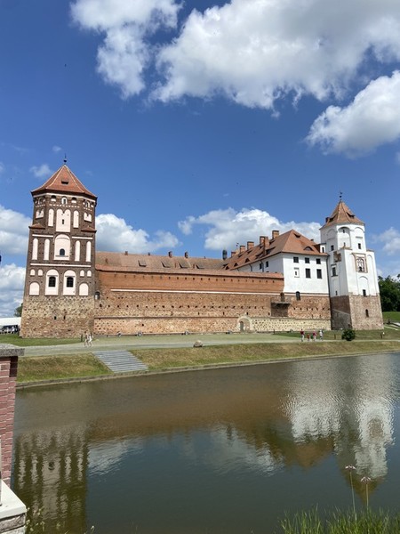 Замки Беларуси: Мир, Несвиж, Новогрудок, Любча и Лида