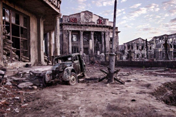 Книжная экспозиция «Сталинград: 200 дней мужества и стойкости»