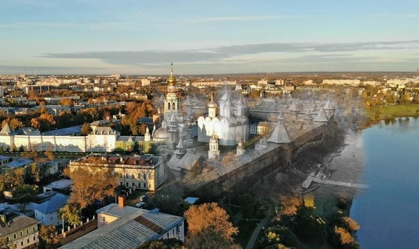 Выставка фотографий Олега Зажигина «В красках эпох»