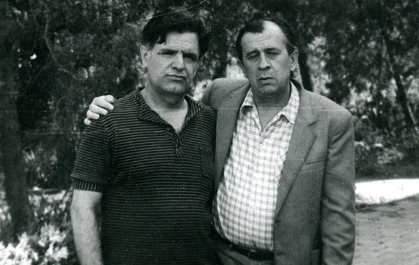 История экспоната «Фотография «Ф.А. Искандер и А.В. Жигулин»