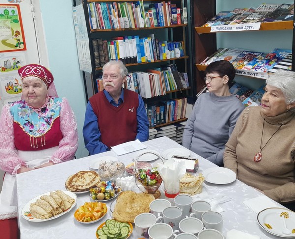 Вечер-чаепитие «Ваших лет золотые россыпи»