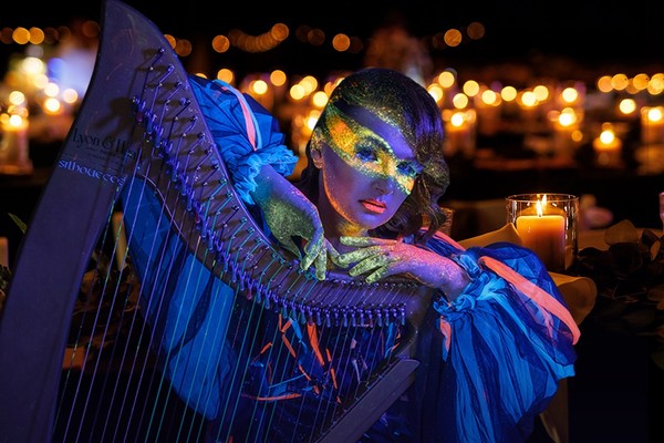 Ольга Максимова. Арфа при свечах