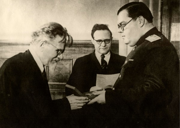 Лекция «Дипломатические подарки»