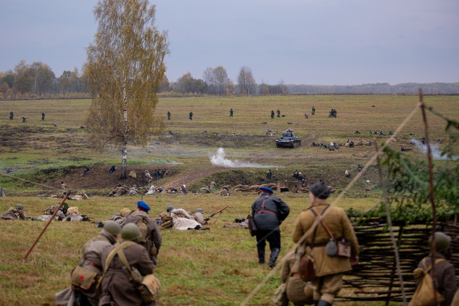 Военно-исторический фестиваль «Москва за нами!»