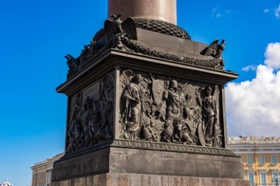 Три Петербурга: площади, мифы, символы для всех возрастов