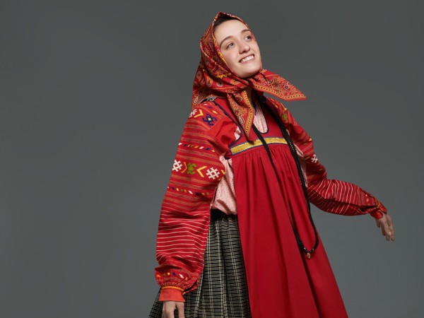 Виртуальная галерея народного костюма: «Никитская девица»