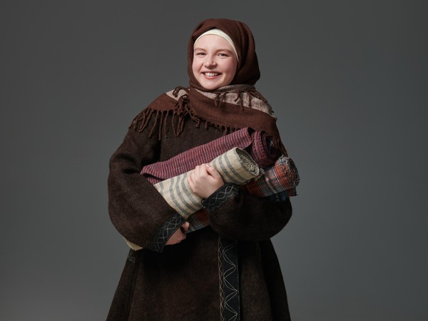 Виртуальная галерея народного костюма: повседневный бабий наряд с суконной поддевкой