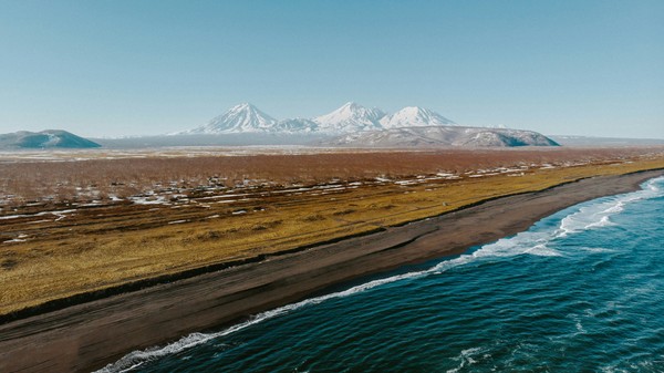 На суше и на море. Рассказы о Камчатке