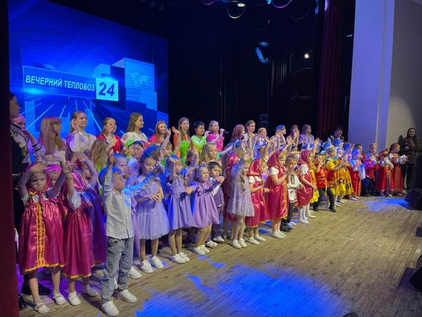 «Вместе к вершинам творчества»