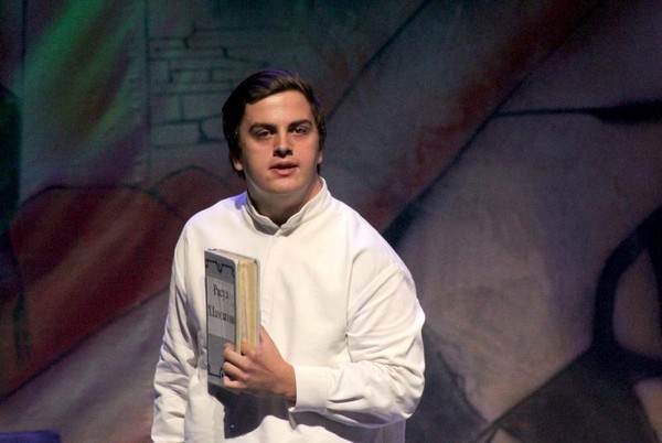Магомед Дудуев читает М. Лермонтова «Незабудка»