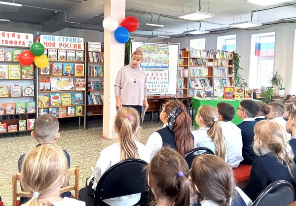 Литературная прогулка «Как прекрасно и светло Саши Черного перо»