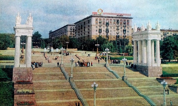 Пешеходная экскурсия «Поэма о Волге»