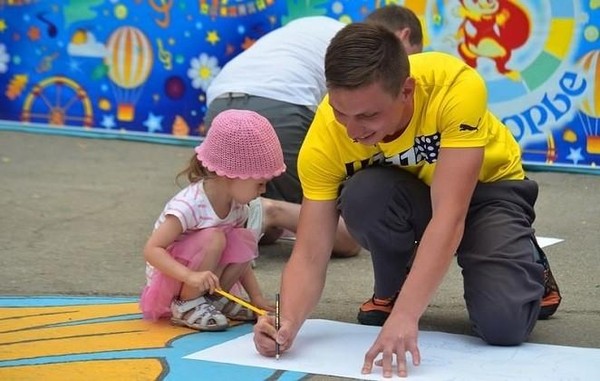 Познавательно-игровая программа «Папа может все»