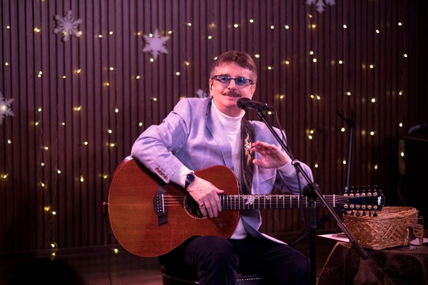 Виктор Третьяков. На краю осени