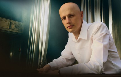 Александр Девятьяров. «Людям очень нужен театр»