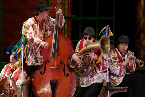 Юлия Ваганова