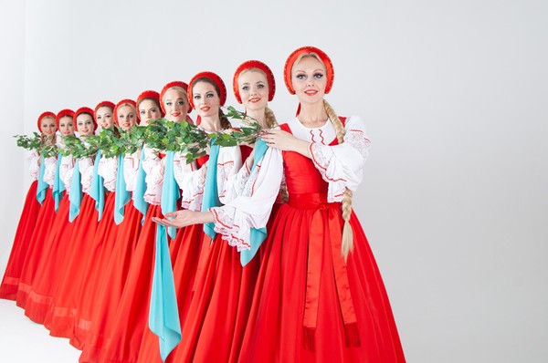 Концерт ансамбля «Березка» им. Н. С. Надеждиной