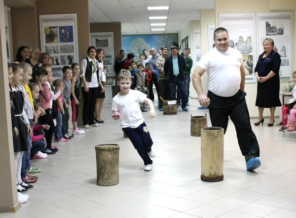 Игровая программа «Веселые старты с папами»