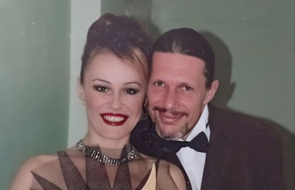 115 на двоих в мире абсурда