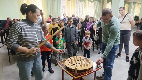 «Отцы-молодцы!» развлекательный квиз ко Дню отца