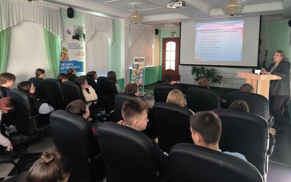«Читая Есенина»