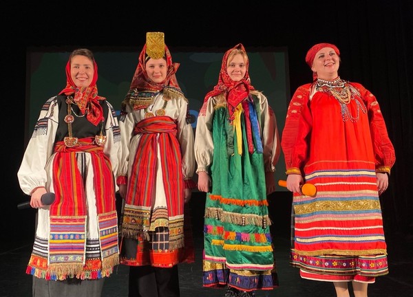 «К истокам народных традиций»