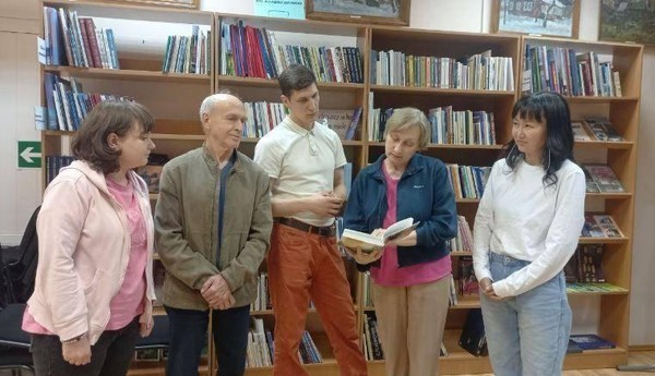 Патриотический час «Белые крылья памяти»