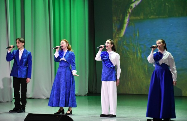 Музыкальный спектакль «Голоса радости»