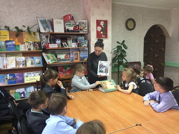 Литературная интрига «Он все овощи собрал и чудо сказку написал»