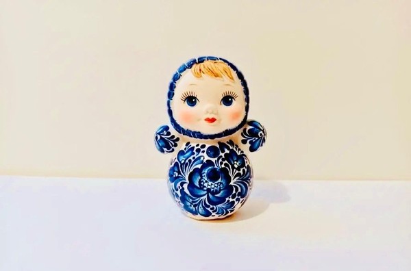 Мастер-класс «Гжельская матрешка «Русская красавица»