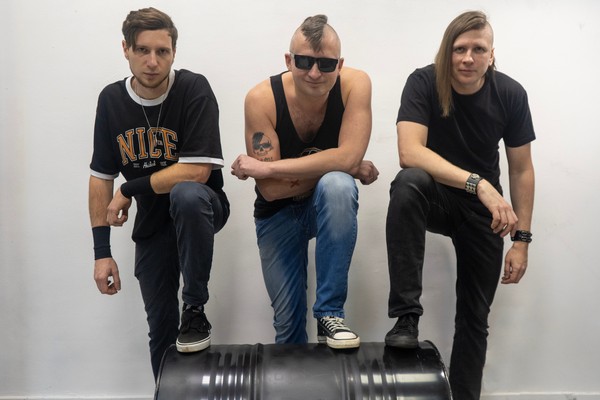 Азон и The Vazeline
