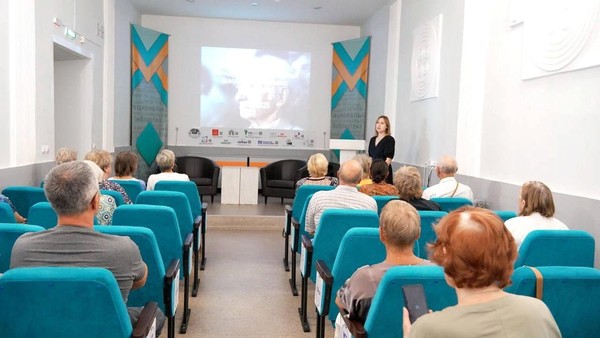«Эхо» второго кинофестиваля «И краткая» в библиотеке
