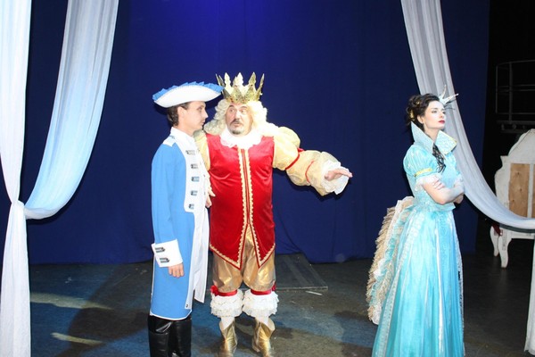 Спектакль «Тайна стоптанных башмачков»