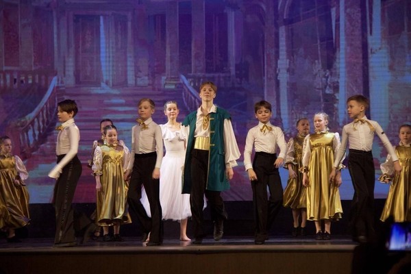 Хореографический спектакль «Аленький цветочек»