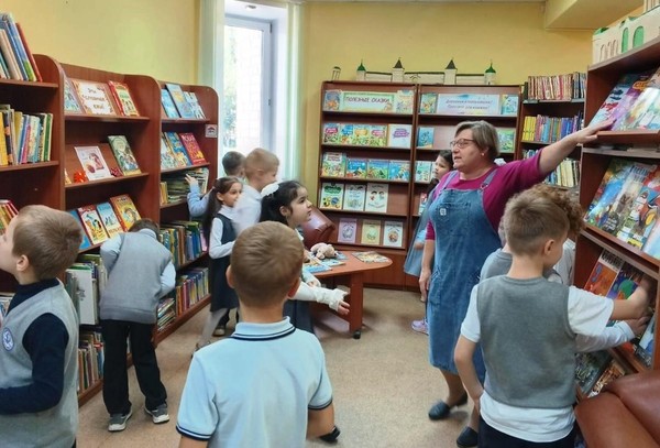 Книжная полка онлайн «Школьные прикольные истории»