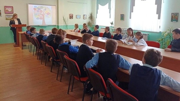«Живут в России разные народы»
