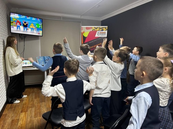 Познавательный час «Сказки на экране»