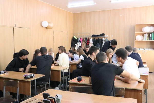 Программа «Родного города черты»