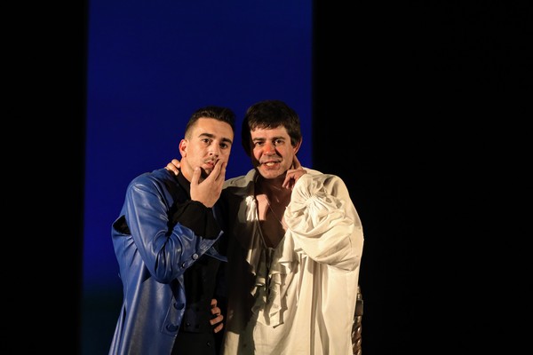 Роман Богданов