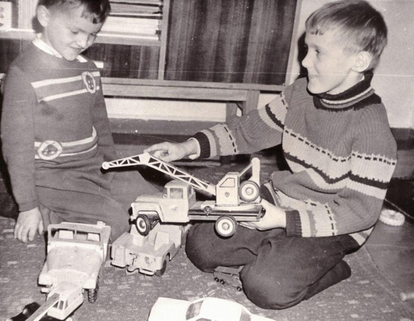 Выставка «Крути колёса»