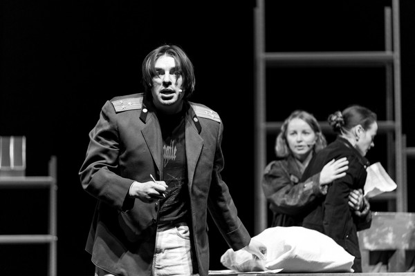 Спектакль «Неотправленные письма»