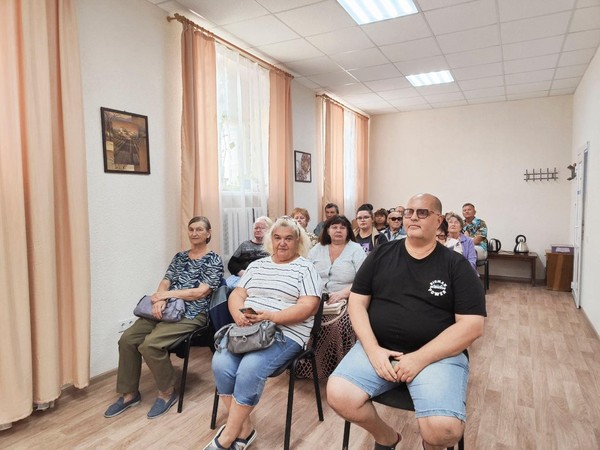 Поэтический час «Я читаю Есенина»