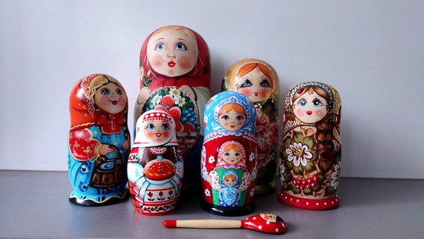 Выставка «Русской матрешке – 125 лет»